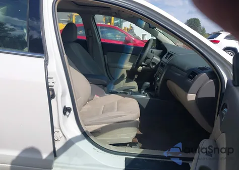 2010 Ford Fusion Se from USA, damaged, VIN 3FAHP0HA3AR401190